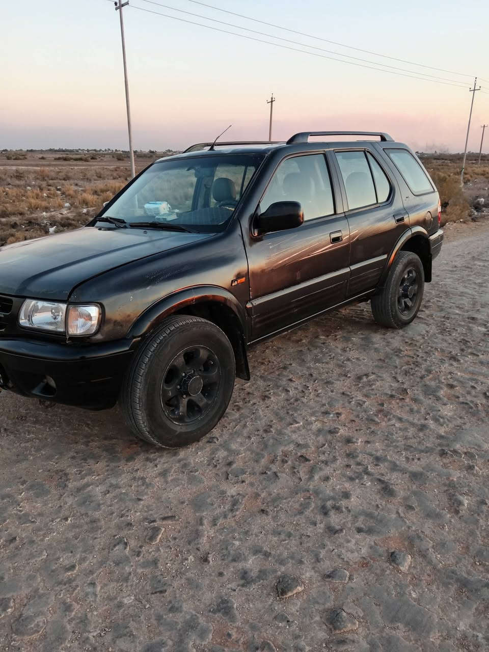 أويل مونتيرا موديل 2001 رقم شمالي الجديد بلاديه كير محرك خير من الله تخم تاير صدر جديد دوشمه جديده كهربائيات كلها شغاله تبريد شغال جامها كله شغال صاحب السنويه بغداد تريد وكاله تريد تحويل سنويه منتهيه صار سنه (سعرها 50ورقه وبيها مجال) العنوان واسط عزيزيه لاستفسار الاتصال (***********))(***********)) واني بالخدمه
