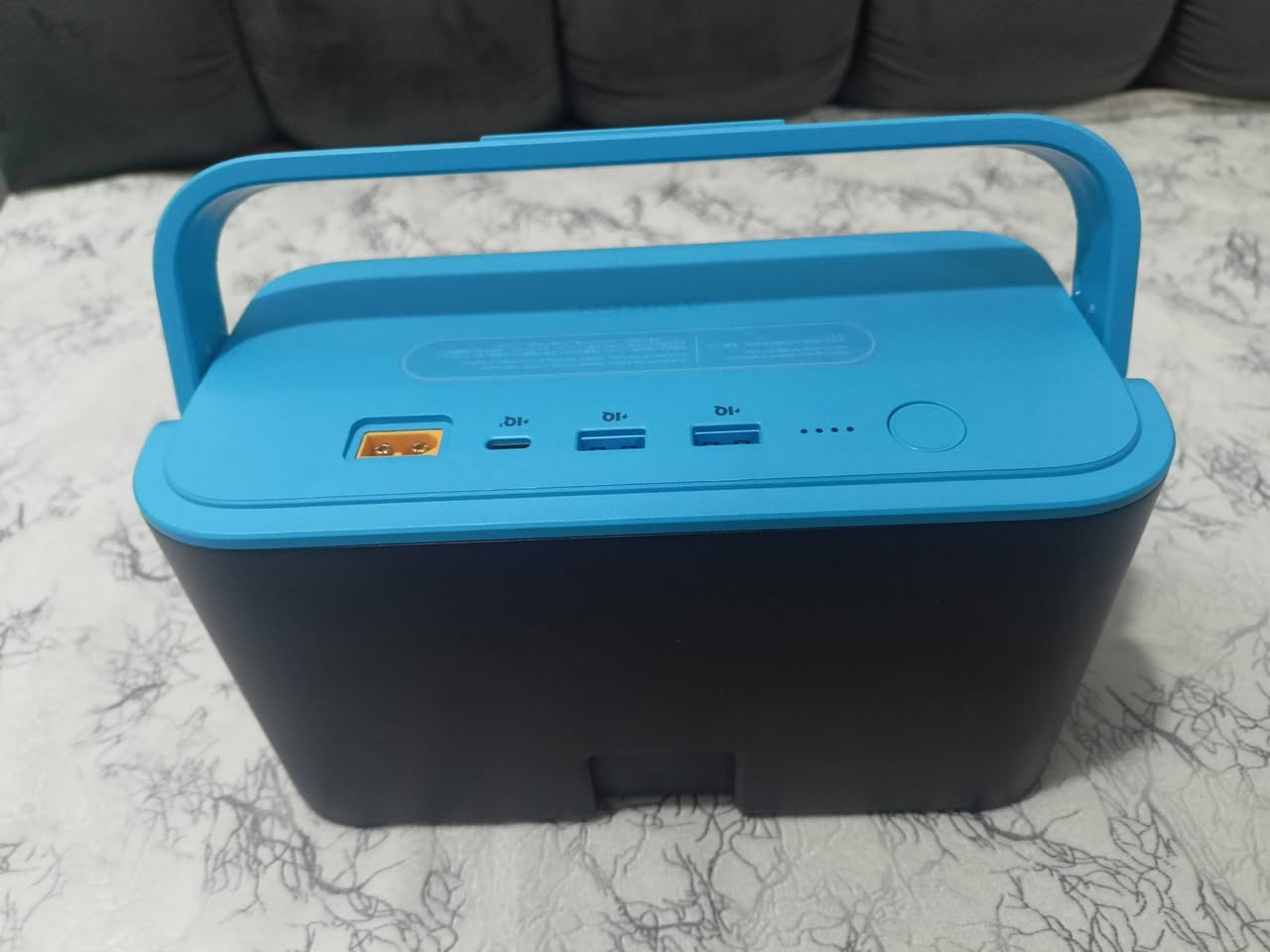 شاحنة Anker عملاقة وخرافية 60,000 ملي امبير - بطاريات ليثيوم .. السعر 80 الف وية التوصيل


**إذا كنت صاحب هذا الإعلان وتريد حذفه لأي سبب، رجاءا أرسل رسالة إلى الدعم الفني**