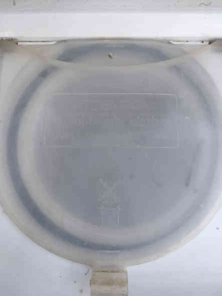 غسالة رويال ياباني ١٢ كيلو ع فحص شغاله كل نقص مابيه جاهزه
سعر ٤٠
‏‪0783 230 5445‬‏
