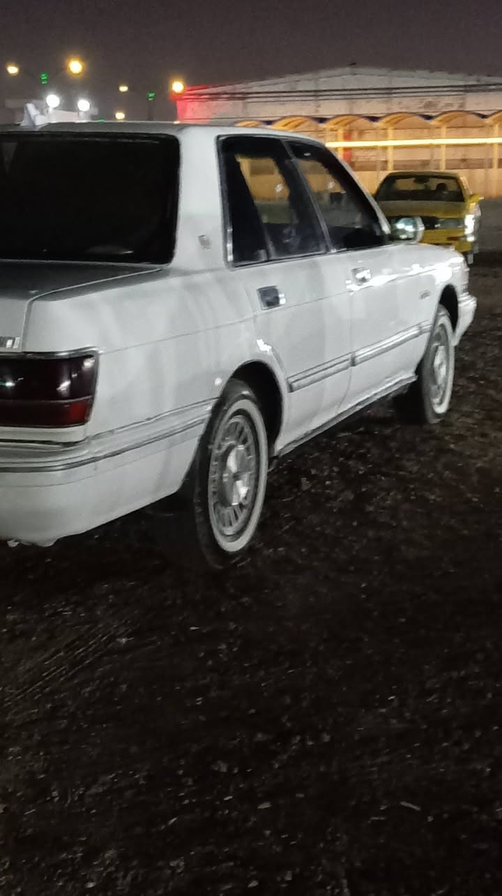 السلام عليكم سيدان للبيع موديل 89 سياره جاهزه ورقم بغداد مشروع وطني ماكينه وقير اثنين ونص سياره جاهزه السعر 48 رقم الهاتف //***********
