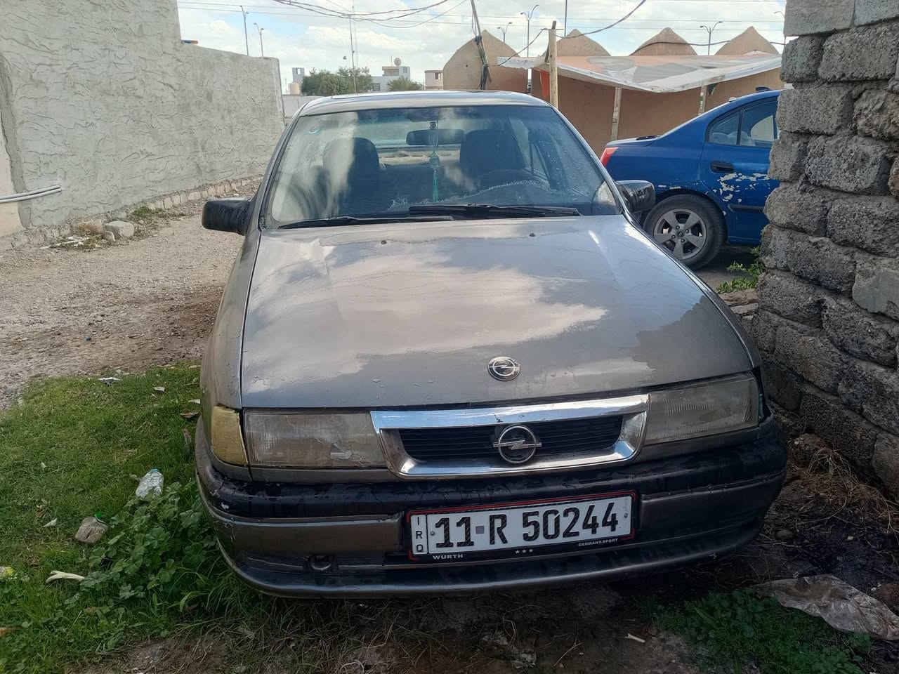 السلام عليكم اوبل فكترا للبيع موديل 1993 هزه جديده مشروع وطني تحويل ثاني يوم محرك 16 السعر33
مكاني تكريت ***********اتصل ودلل
