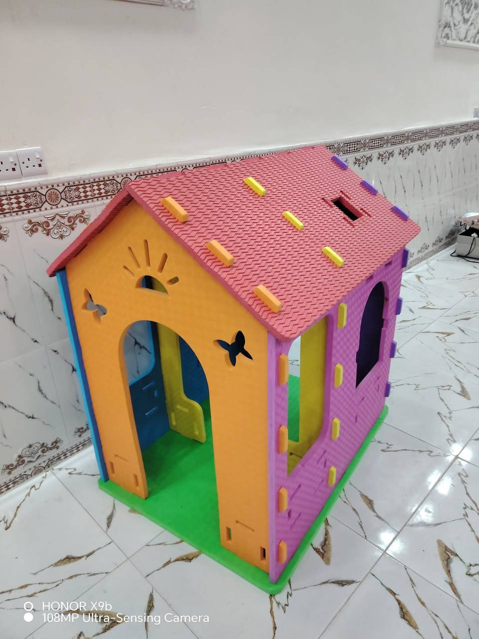 بيت العب أطفال فلين مضغوط باله تريد تفضل موجود توصيل كل العراق
قياسات موجود بالفيديو


**إذا كنت صاحب هذا الإعلان وتريد حذفه لأي سبب، رجاءا أرسل رسالة إلى الدعم الفني**