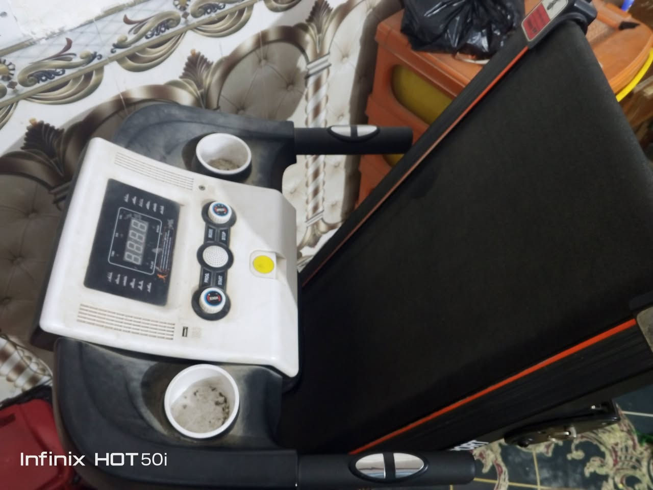 السلام عليكم جهاز جري للبيع اي استفسار عل خاص


**إذا كنت صاحب هذا الإعلان وتريد حذفه لأي سبب، رجاءا أرسل رسالة إلى الدعم الفني**