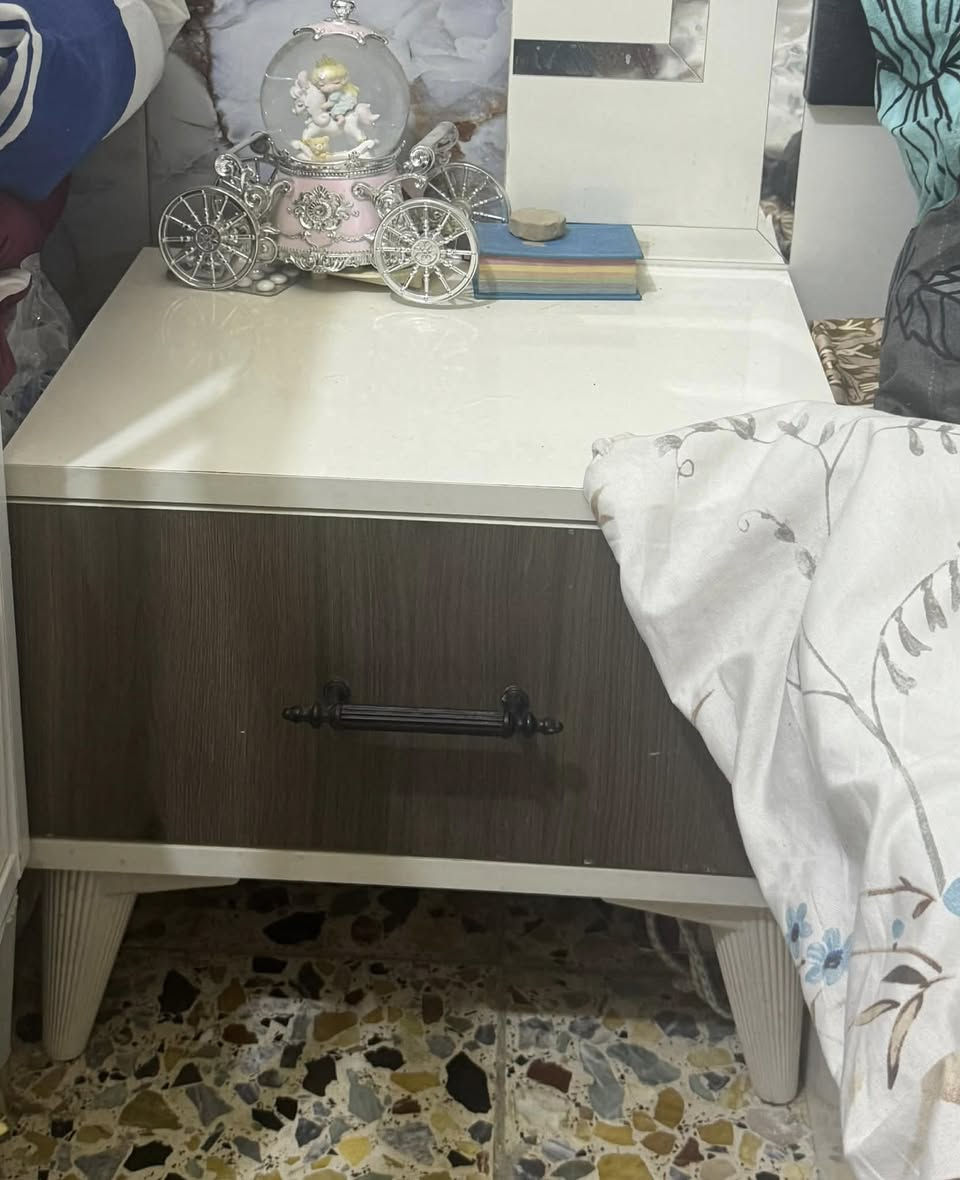 غرفة نوم تركي ٥ قطع نظيفة  كلش اي ضرر مابيها
العنوان بغداد الجديدة


**إذا كنت صاحب هذا الإعلان وتريد حذفه لأي سبب، رجاءا أرسل رسالة إلى الدعم الفني**