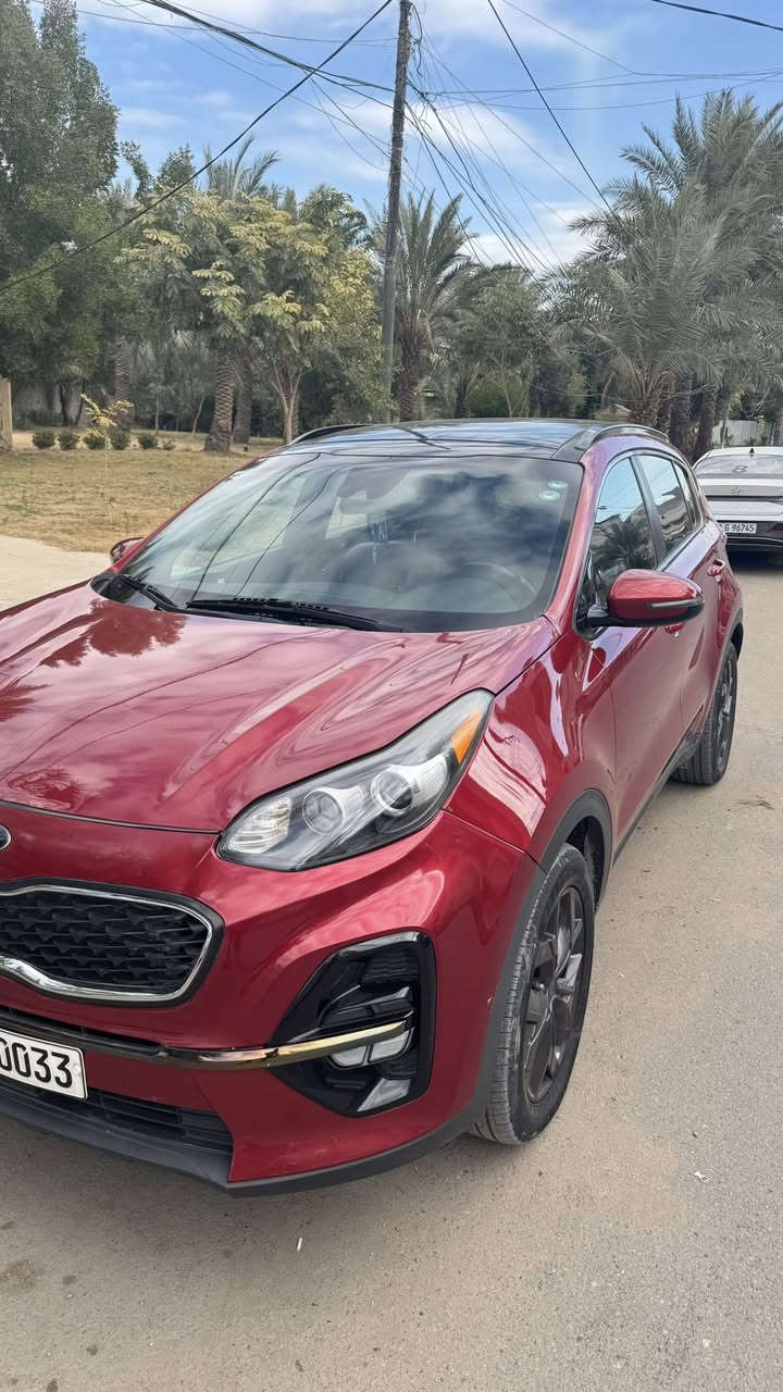 سلام عليكم السعر 188 
سبورتج S فول مواصفات موديل 21 
ماشيه 70 الف م 
رقم اربيل مداور ثاني يوم حادثها دعاميه وبارد اصبعين بالبنيد 
تخم تاير جديد 
منطومة تبريد جديده 
 مكانها بغداد السيديه 
***********
