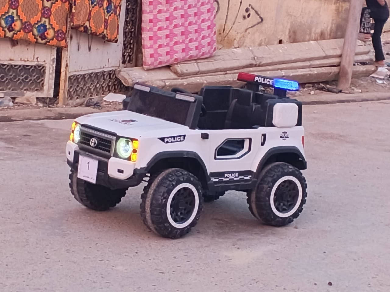 سيارة شحن شقالة صار شهر مشتريهة كاملة 100الف***********
