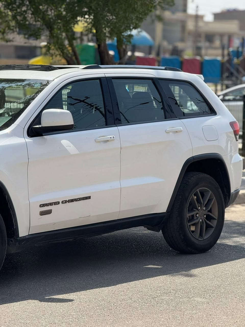 من رخصت مديرالكروب 
جيب 2017البيع واردحادثه مثل ماموظح بل منشور
سيارة خيرمن الله صدركله جديدهس شاده تخم تاير
سيارة فتحه داخل عسالي الونين بكانه بغداددورة 
علمن سيارة بيه طخه بل عراق خلفيت قمارة من الخلف على كدشبرين عل عرض سيارة راعيه عربي تريدتحويل تريدوكاله 
سيارة احله من صورسعر185وبيه مجال 
***********
