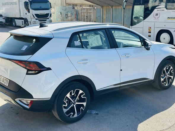 السلام عليكم.  ///.  بيع جوه سوك ترهم مروس وبيع 

كيا   سبورتج خليجي موديل 2024 ام ضمان 5 سنوات 

المواصفات

الدار جانبي

بصمة ابواب 

بصمة تشغيل 

جنطة كهرباء 

كراسي كهرباء 

هاند بريك بصمة

كامرة خلفية دوارة

حساس امامي

حساس خلفي

مري شفط

تدفئة كشنات

تبريد بيانو

ويل كب 19 

داخل سود

محرك 2000

ماشية 30الف (حقيقي) 

وباقي المواصفات العادية

السيارة رقم اربيل 

مكفولة كفالة عامة عد بارد بل باب خلفي على كد شبار 

العنوان/بغداد بحي اور 
 
سعر سياره  218 ورقه وبيه مجال 

***********
