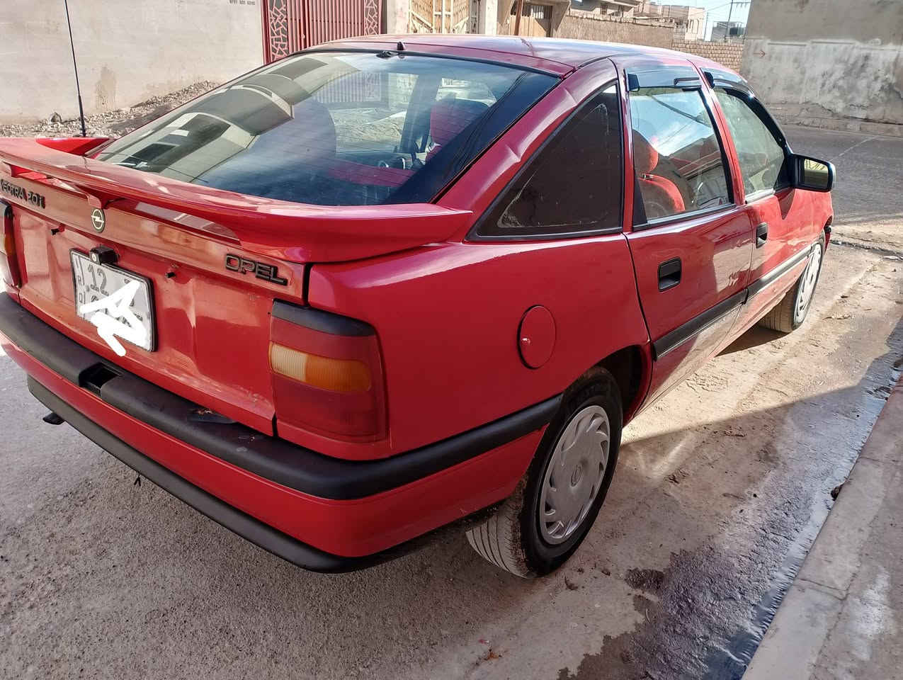 السلام عليكم 
فكترا حجم 20 كير اوتوماتيك موديل 89 جامات 4 والاسلايت كهربائي  دجبول ذبل رون تتفئه شغال كيج بنزين شغال  كابون موجود  هزه ورقم مسطره وسنوية عظم نينوئ جديده شرط التحويل سعر 38 
*********** كورك واتساب 
‏‪0773 429 9310‬‏ اسيا
