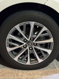 ويل حجم 17 نظافة 95٪ ياباني مال شركه.  مع تخم تاير صيني درجه اولى نظاف...