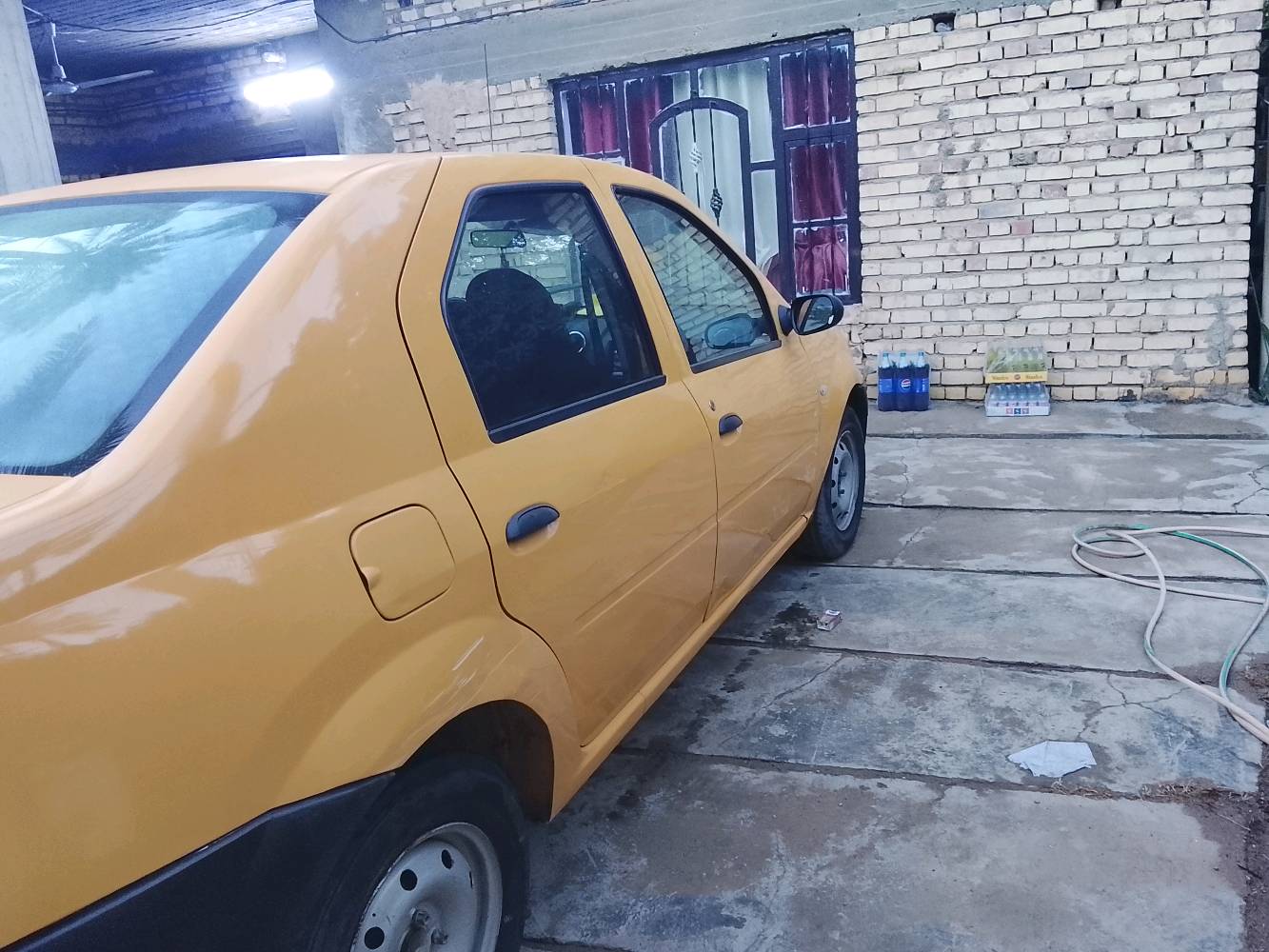 اعاده النشر بسبب الوعود الكاذبة وجماعه  احذف المنشور 
رينو لوكان ٢٠٠٩ 
السياره با اسمي تحويل ثاني يوم
كير ومكينه خير من الله كفاله 
كير رينو اصلي فرنسي محور 
السياره خير من الله كبل للشارع 
تخم تاير جديد صار اسبوع شاده 
باتري جديد
تدفئه شغاله 
تبريد ليك بل بوري. 
 سستم سماعات جديد
غرامات مصفره 
هيئه مصفره 
السياره بيهه طخه صغيره بجاملغ الخلفي 
مكاني بغداد الراشديه مقابل الحسينيه 
*********** 
***********
بيهن واتساب واتصال 
السعر ٣٨ وبيهه مجال للطيبين