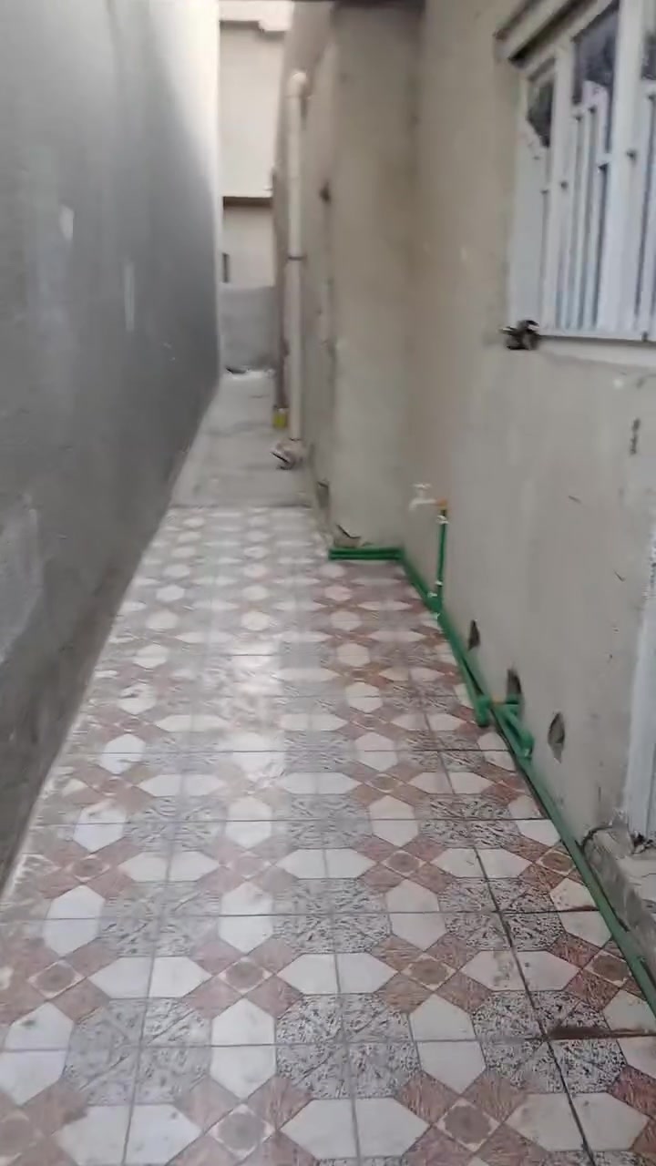 السلام عليكم هاذ المشتمل اليجار الهوراء خلف قي المقام ***********3تصل وتدلل
