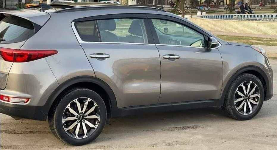 سبورتج١٧ وارد امريكي الضرر بنيد وجاملغ رقم بابل باسمي موجوده بالكوت سنويه ل٢٠٢٨ بصمة تدفئة وتبريد امامي وخلفي مع الكشنات الاماميه تفاصيل اكثر اتصال *********** دهل اوران, واسط
