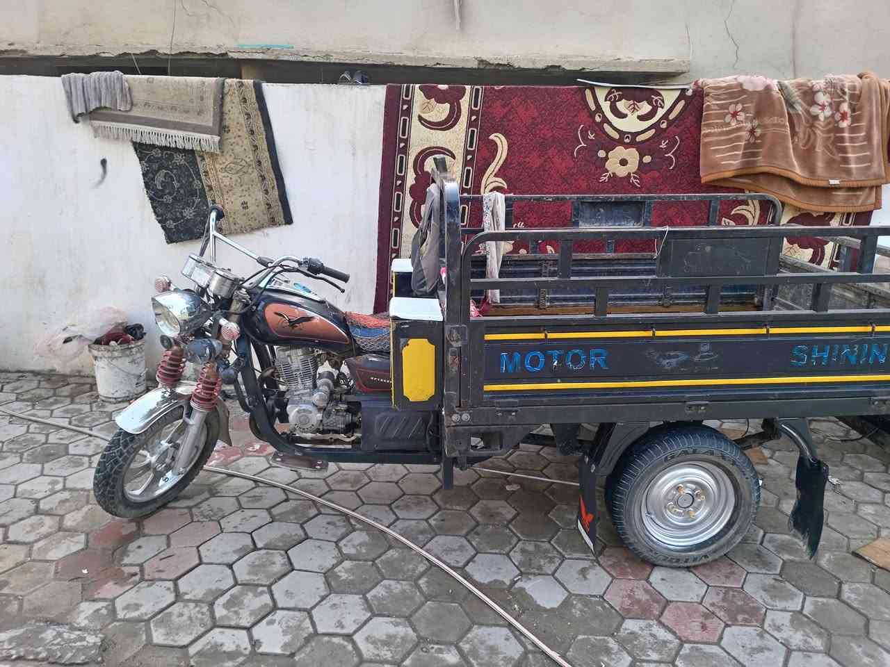 السلام عليكم طرطوره للبيع موديل 21 رمادي شارع 20 سعر 2 و 100 سجله  ***********
