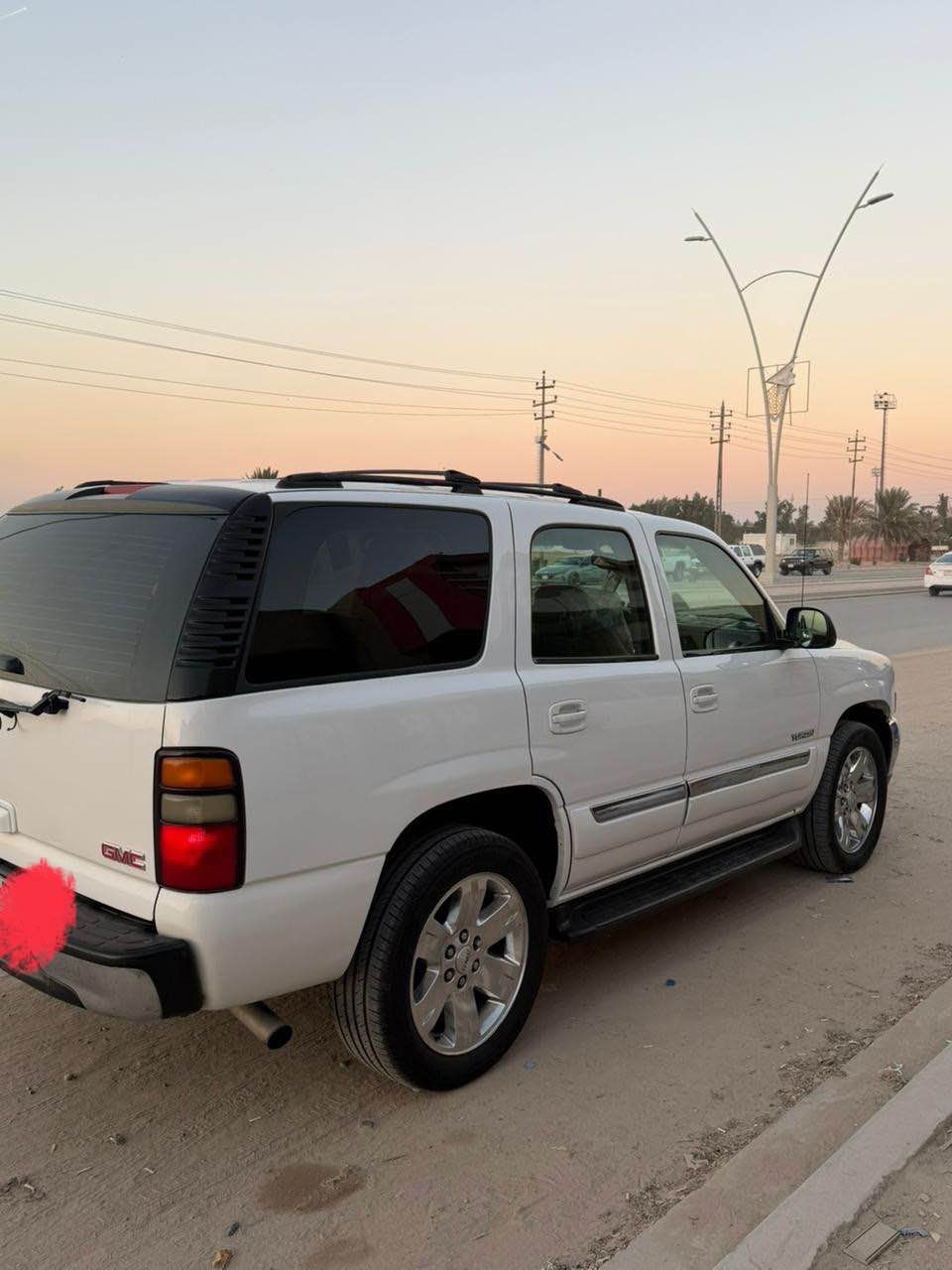 السلام عليكم. ورحمه الله. ))((. للبيع. يوكن 
جمسي. ابتر. مديل 2001.  رقم بغداد انكليزي بسمي. تحويل. سنويه لغايه 2030. كفاله. عامه. ضربه صبغ اخياس.   مكينه 5300. كير 700.  اكسن. حداده تبريد. كهربئيات.  كله جديد.  ظهم تاير. ويل. 20. 
عنوان بصره.  السعر. 135. هاتف ***********. البصرة, العراق
