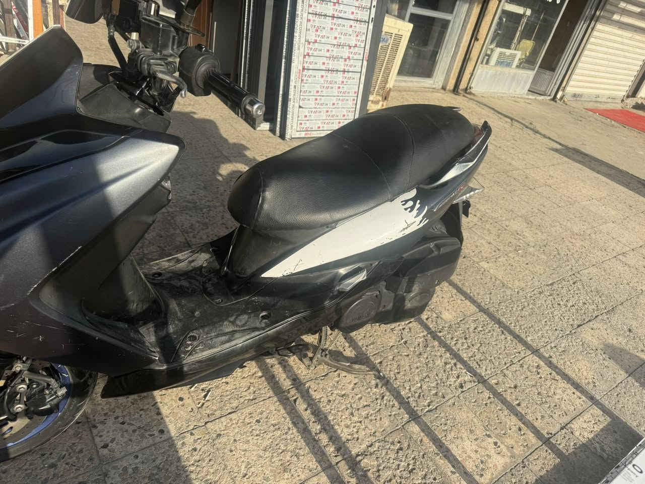 السلام عليكم ماجيته اس السعر ١٢ ورقة وبيها مجال بغداد حي اور ***********
