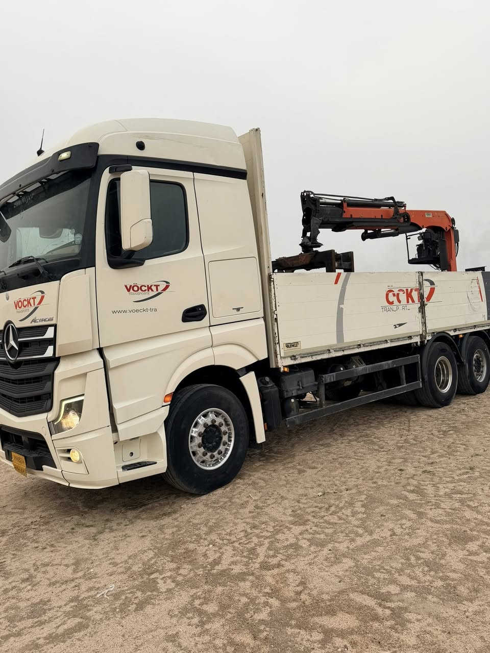 سلام عليكم كرين البيع مديل2012.     ***********
