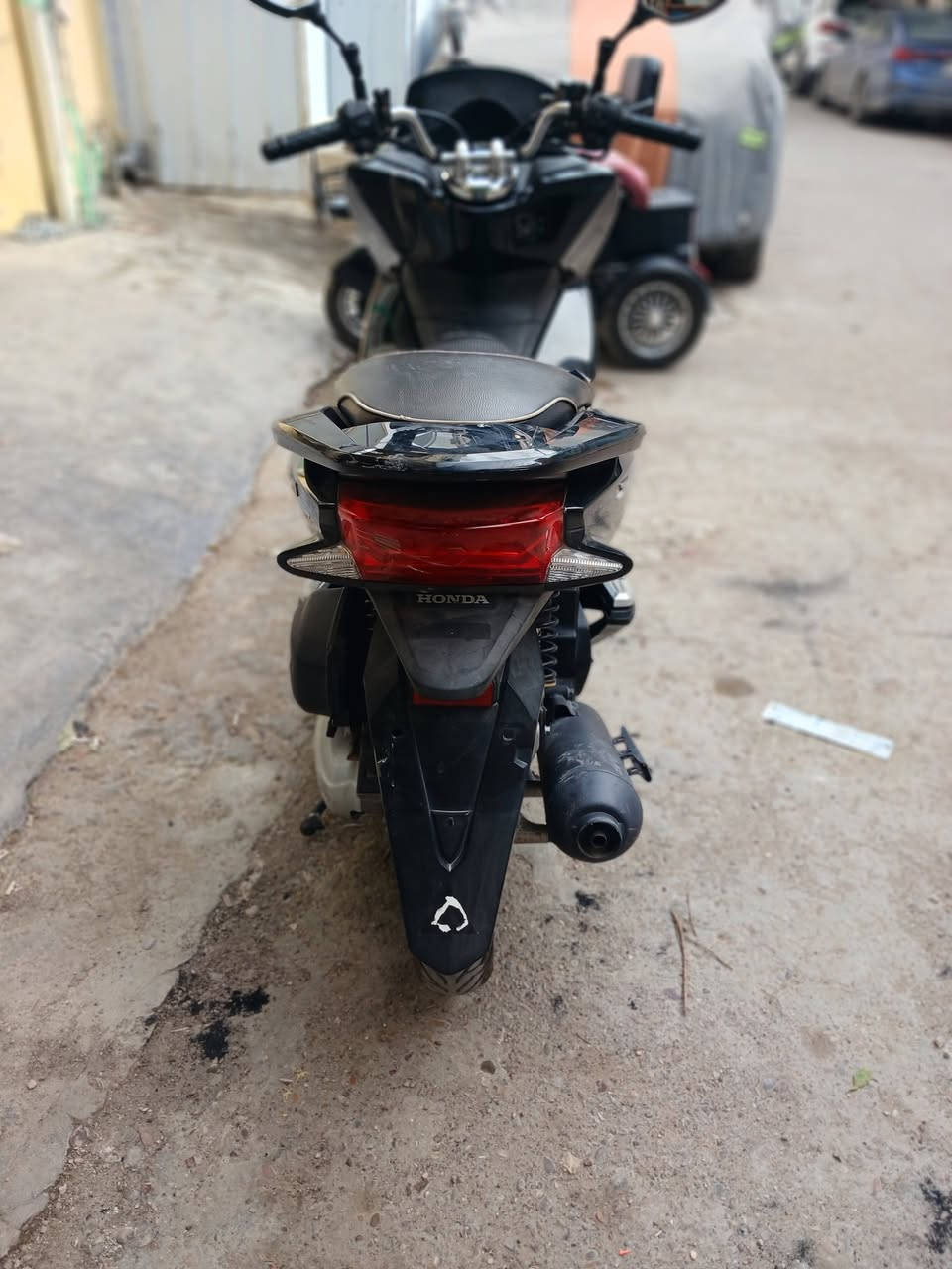 بي سي اكس الجيل الثاني ماشيه ١٤ الف دراجه نظيفه او جديده السعر 18 $ بيها مجال بسيط مكان العلاوي شارع ٦  للستفسار ***********
