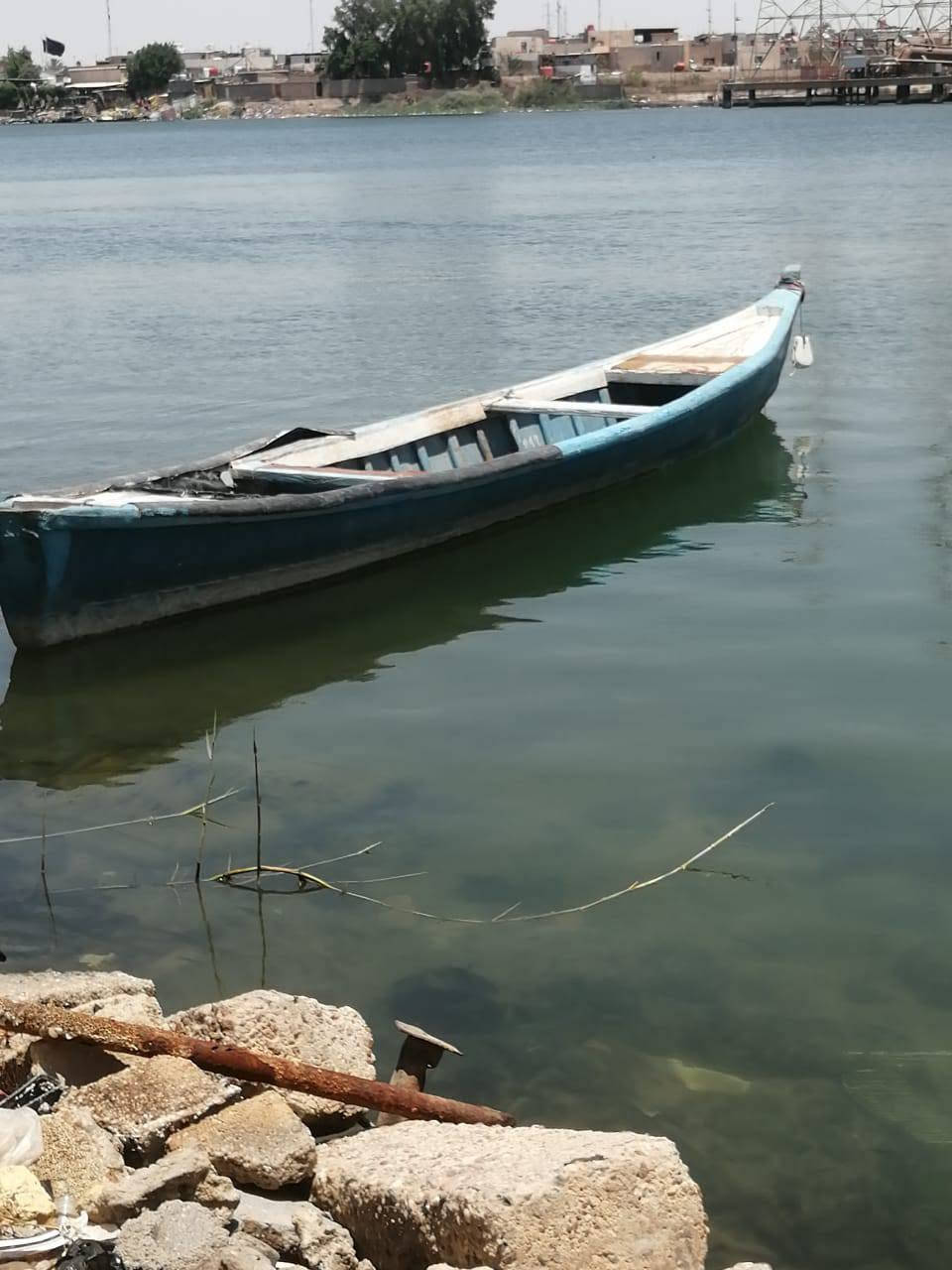 بلم فيبر كلاص قطع الطول 13ذراع بلم نضيف وحلو مكاني البصرة  بلكرمة الشراي واتساب وانا بالخدمه السعر 400وبي مجال قليل *********** بلم حلو واسع ما يتكلب وفيبرة من هذا القوي طكة طك بلحديد مالة شغل
