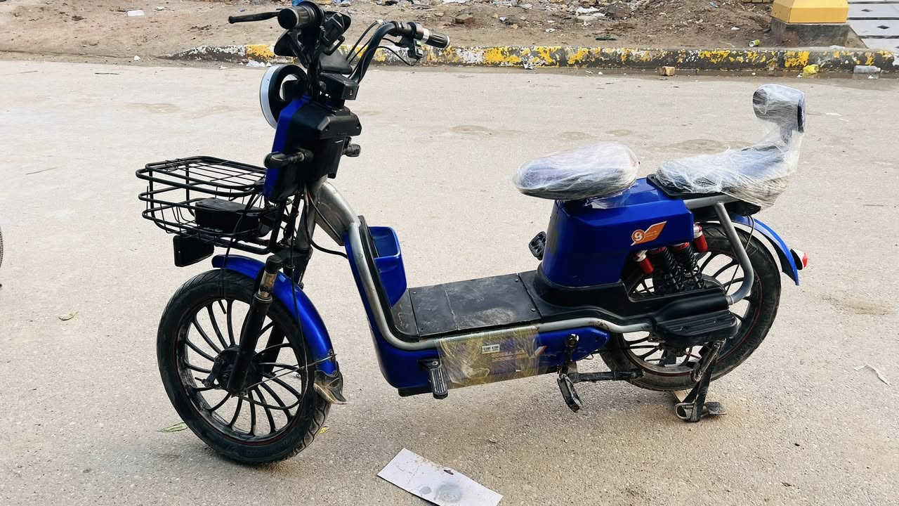 لل بيع
الرقم ***********
كلشي بيهه شغال بيهه عطل بصيط من اشغلهه اتصفر شحن 

بطاريات جدد
السعر 200اوبيهه مجال 

ذيقار سوق الشيوخ
