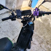 دراجه للبيع بسعر مليون بطاريات ليثيوم للتواصل مع هذا الرقم 07700825764