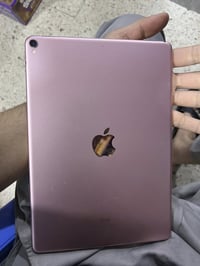 شباب ايباد 10 برو للبيع  يرادلة تصليح على وضعة ليفيدة قيم واخذ مكاني ب...