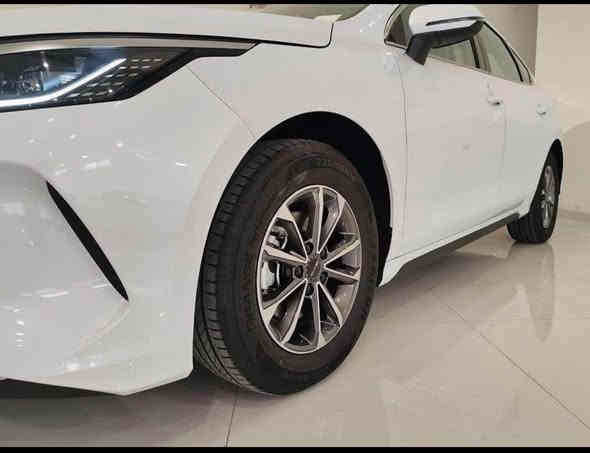 BYD destroy 05 2025

من معرض الاخوين 

عرض خاص حين نفاذ الكمية 

السعر  : 💣💣💣

ألون الأبيض 

عن توفر سيارة بي واي دي 2025

‏BYD 05 2025

فقط نقل ملكيه 

اليكم المواصفات

انتبه السياره : هايبرد & بانزين & كهرباء يعني التفويله الوحده بانزين تمشيك 1200 كيلو

سعه التانكي 65لتر 

موديل 2025

حساسات 

حجم المحرك 1.5

شاشه اصليه 

كامره خلفيه

هند بريك كهرباء

دشبول شاشه ديجيتال

اوتو هولد

مفتاح التشغيل بصمه

تشغيل عن بعد تحكمات مقود

اوامر صوتيه

منفذ طاقة

منافذ شحن

مقول جلد حياكه

دخول ذكي

3 وضعيات قيادة

اشاير بل مري

تتسع المقصورة ل 5 ركاب

المقاعد جلد رياضي

اريل نفكيتر

اناره داخليه LED

لد امامي LED

‏LED بك لايت

قطعتين تبريد 

مثبت سرعة

حجم الاطار 16

مانع تزحلق

شاحنه خلفية

كير ماوس

البطاريه ليثيوم الاقوى والاطول عمرا في عالم الهايبرد ملاحضه: جميع العده مالته موجوده المن

والكيبل الشاحن

والمثلث

انتبه 

العنوان 

🔹بغداد / الوزيرية مقابل المجمع العلمي 

📞 للحجز أو الاستفسار السريع:

📱 ***********

📱 ***********

📱 ***********
