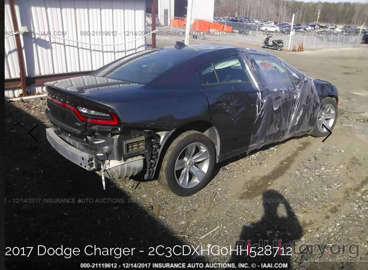 سلام عليكم جارجر مديل 17 للبيع جاهزه من كلشي حادثه مثل ماموضح بلصوره مصبوغه عام تغيير للون بسمي رقمهه ذي قار بسمي رقم الجديد السعر اتصل واني بخدمتك 
***********
