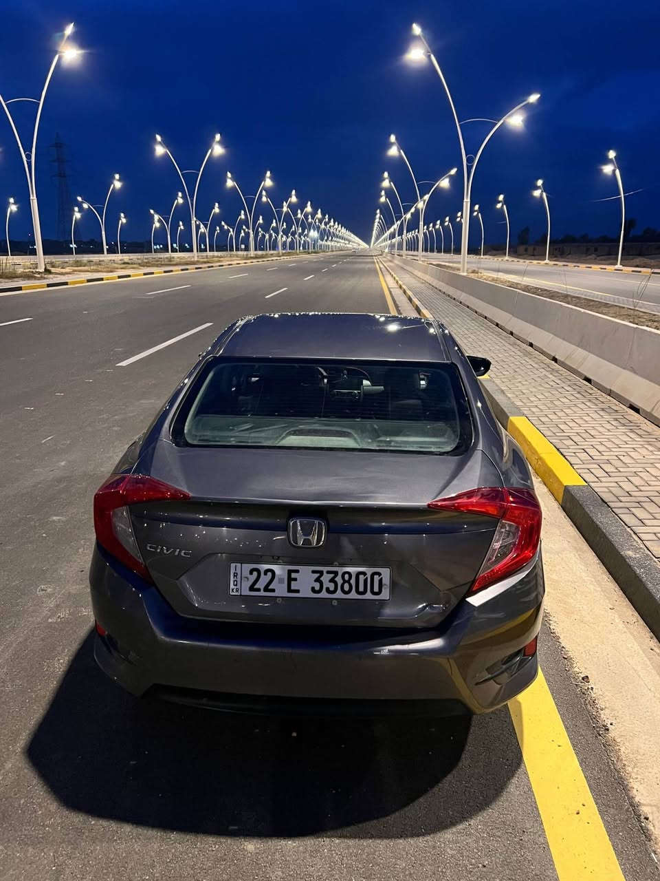 هوندا سيفيك 2016 
محرك 2000 cc
شاشه لمس
كامره خلفيه 
تحديد سرعه 
كير مكينه مكفولات 
تدفئه كشنات
تحكم ستيرن جهتين
سايد بريك بصمه 
اوتو هولد 
وضعيه قياده NORMAL_ECO
ليد نهاري وليلي اوتو 
سعر 105  
مكان السياره سامراء 
للاستفسار ***********
وتساب وتصال سامراء, صلاح الدين
