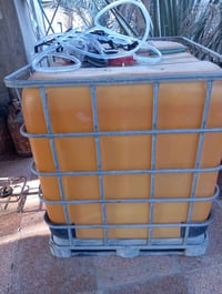 بوشكة كلور • ١٠٠٠لتر • غير مستخدمة