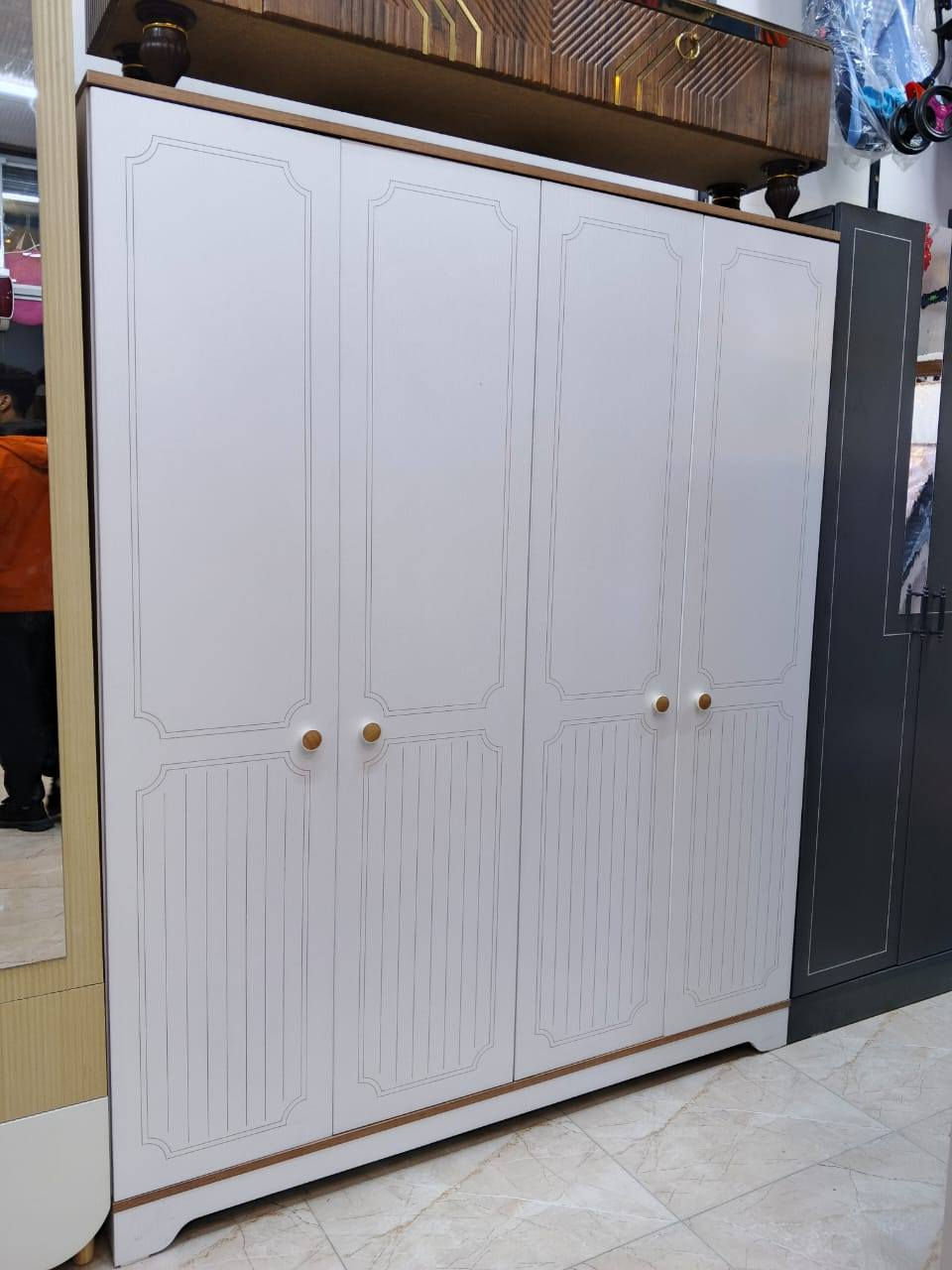 كناتير تركي المنشئ
عند مجمع عش الطفولة  
عنوان/تكريت حي الجمعية 
***********
