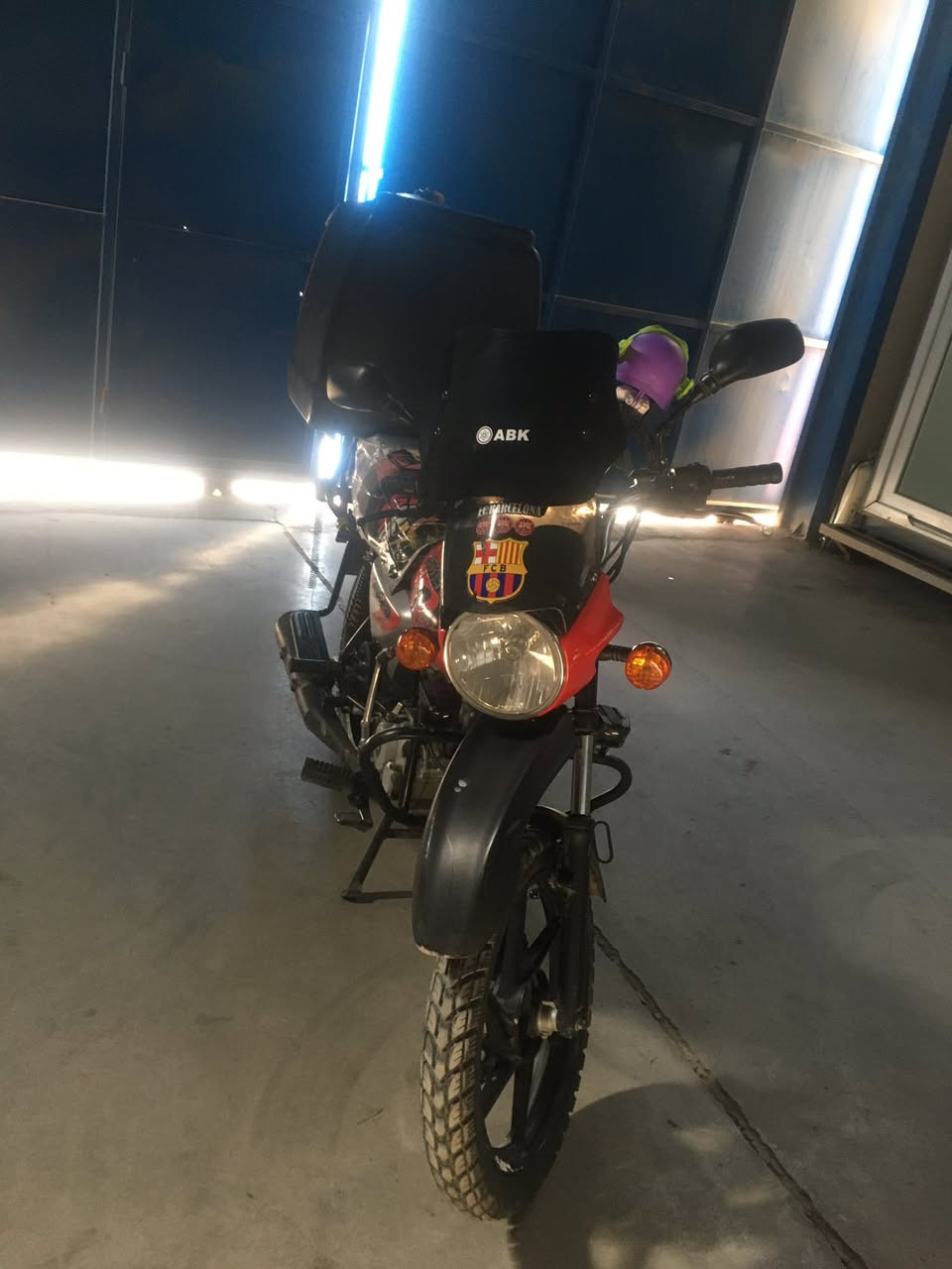 سلام عليكم اخوان دراجه بوكسر جبلي لبيع مرقم تحويل ثاني يوم مكينته خير من الله الا تنقيص اولا تبخير موديل20021 بيه شكم شغله عطلانات شغلات بصيطات مايكلفن هاذه رقمي بي واساب سعر خاص ***********
