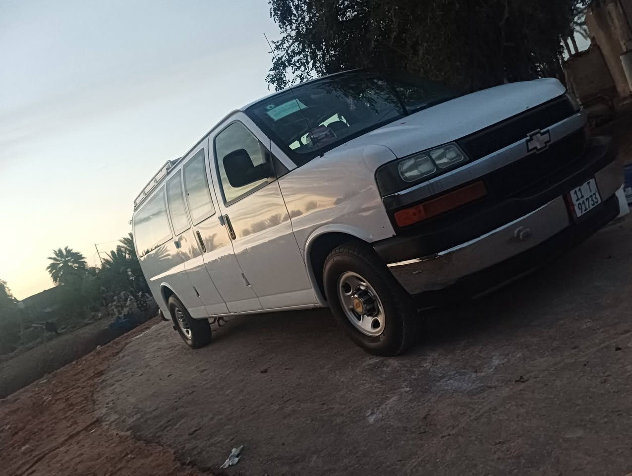 سلام عليكم سفانه للبيع رقم بغداد انكليزي تحول مباشر سنويه لل 29 السياره كفاله ماعد صبغ جماليه موديل 2008 مكينه 6100 كير الف السياره جاهزه دوشمه بلاديه مال شركه حديده جديد تخم تاير برجستون جديد ظفيره والقاعده جديد تبريد تدفائه السياره خير من الله  مكان سياره الحله ناحيه الطليعه رقم الهاتف ***********
