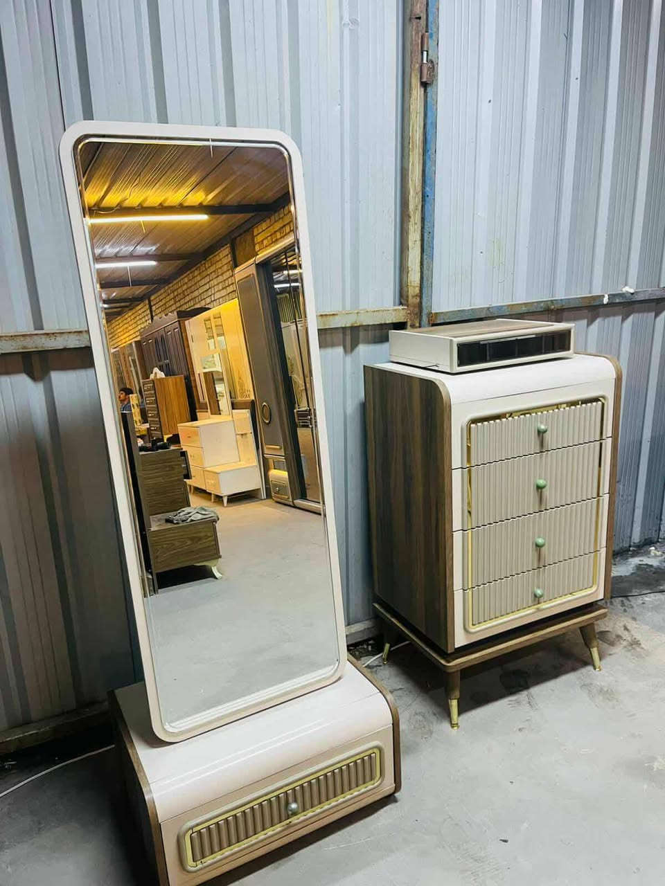 للحجز وللأستفسار وتساب ***********
