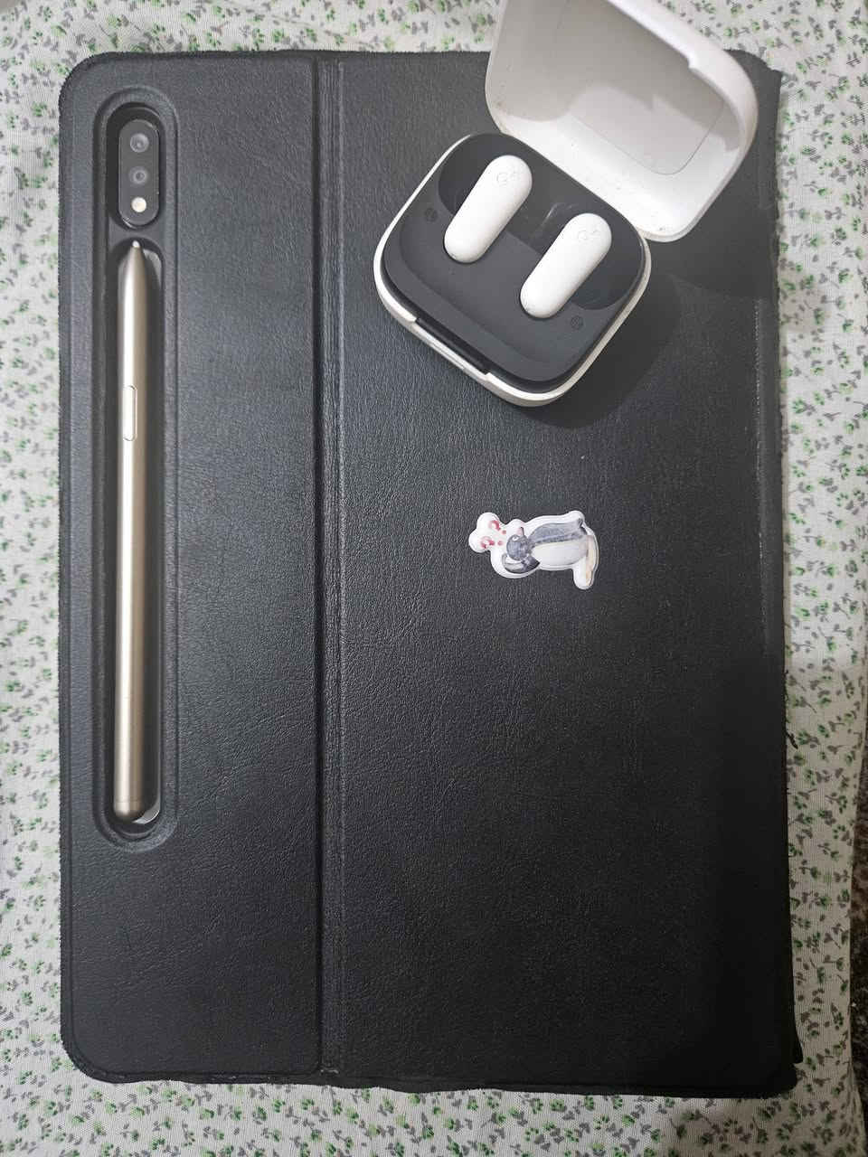 سامسونج تاب اس ٧
TAB S7
 شاشه حجم ١١ انج 120 فريم 
128GB  
وياه القلم الاصلي و البوكس مالته و ٢ كفرات 
واحد دفتري وواحد احمر اعتيادي 
السعر ٣٥٠ الف
 مكاني نجف ناحية الحرية 
- ماعندي توصيل -


**إذا كنت صاحب هذا الإعلان وتريد حذفه لأي سبب، رجاءا أرسل رسالة إلى الدعم الفني**