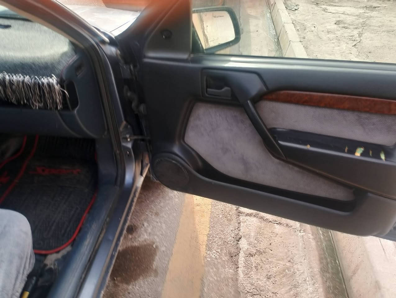 فكترا حجم 18 جامات كهرب موديل 89 رقم نينوئ الماني وسنوية عظم بأسمي محرك والكير شرط ***********
