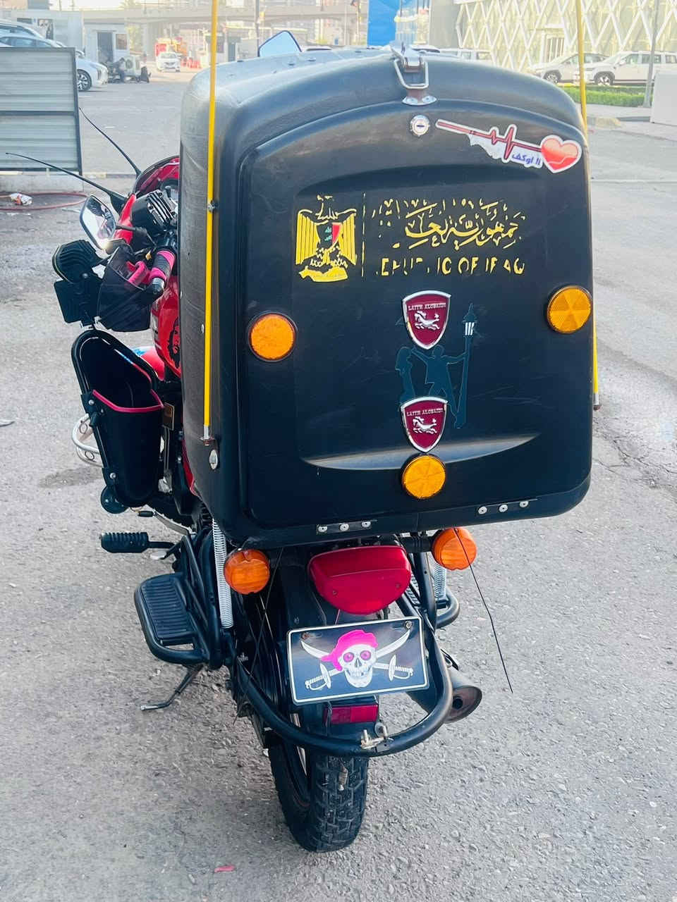 ديوان ٢٢نازله بل ٢٣دراجه نضيفه والله ع ايدي سعرها ١٨٥٠الف وبيها مجال الجيه اوراقه اصوليه ومدفوع الكمرك كبل الترقيم تحيات ***********
