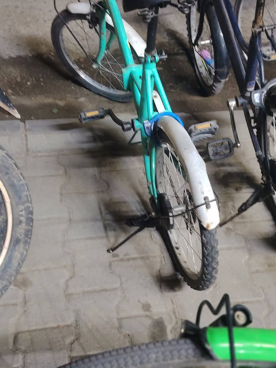 بايسكل ابو الطبكة للبيع السعر ٦٠ وبي مجال كركوك حي عدن بيع مستعجل


**إذا كنت صاحب هذا الإعلان وتريد حذفه لأي سبب، رجاءا أرسل رسالة إلى الدعم الفني**