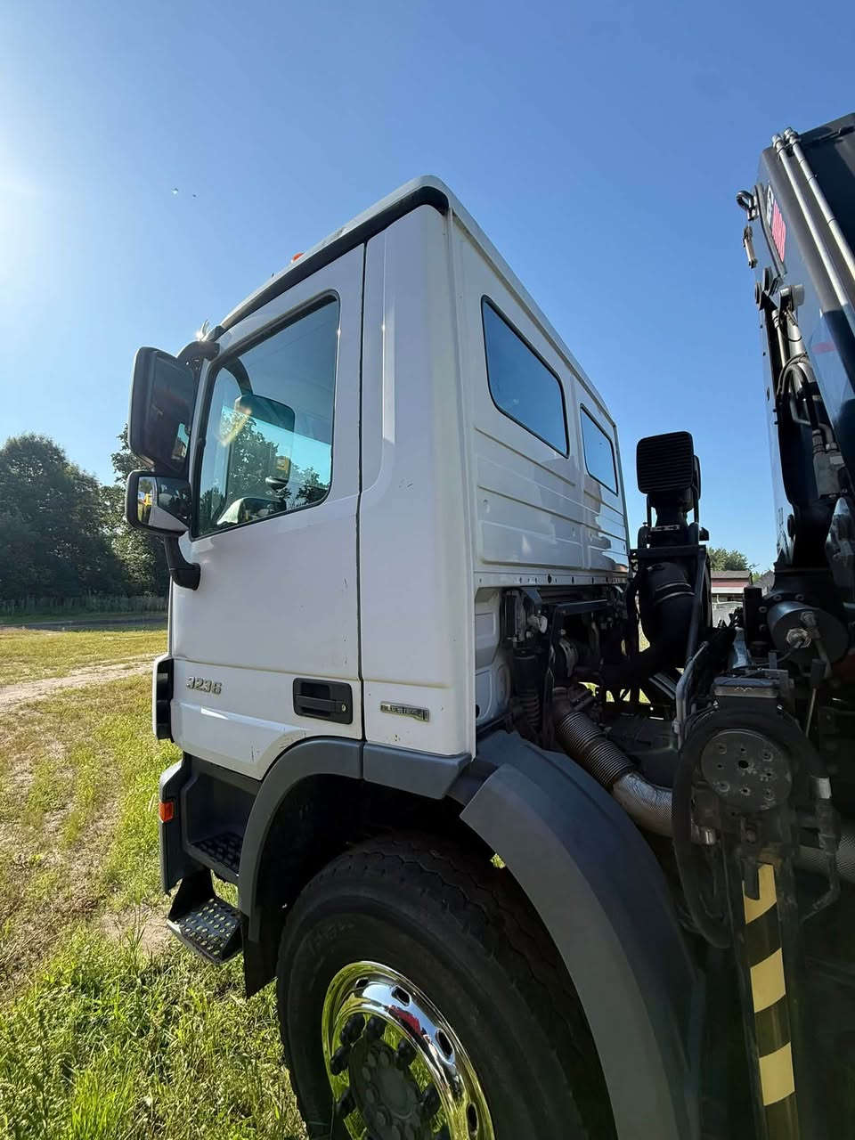 Mercedes Benz truck 8x4 and crane #كربلاء #الموصل #البصرة #اربيل #بغداد #mexico #machine #rome #paris #canada


**إذا كنت صاحب هذا الإعلان وتريد حذفه لأي سبب، رجاءا أرسل رسالة إلى الدعم الفني**
