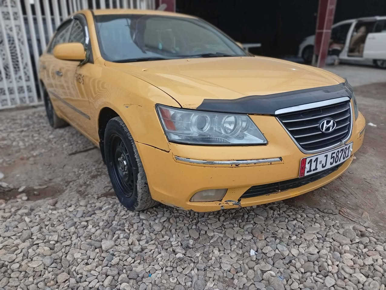 سوناتا للبيع موديل 2008 محرك 2400 أمريكي حادثها بنيد و جاملغ رقم بغداد تحويل ثاني يوم السعر 87 وبيه مجال الاستفسار والاتصال علئ الرقم ***********
