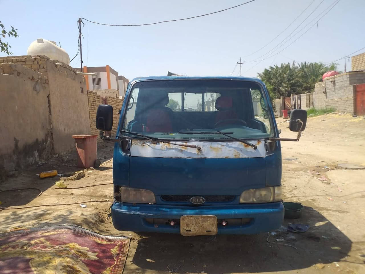 السلام عليكم كيه فنتيره للبيع موديل 2000قماره ثابت شاصي مكفلول رقم شاصي واضح مكينه واكيركفاله لاتنقيص ولاتبخرسياره جاهزه لشغل مكاني ناصريه مركز والشراي يتصل على الرقم ***********
