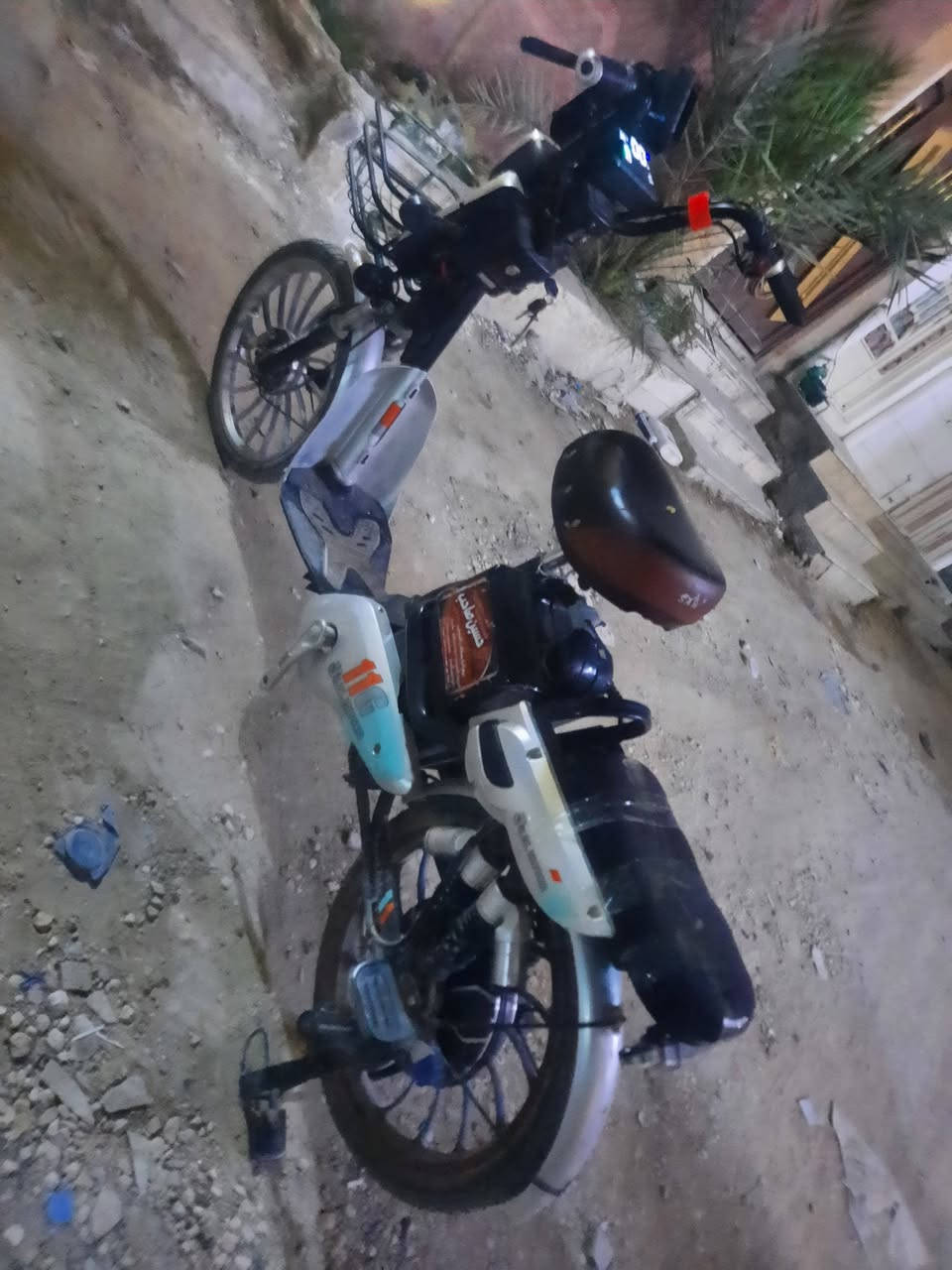 بايسكل شحن للبيع مابي شي ومابي اي عطل نظيف حجم 26  خمس بطاريات جدد السعر 170 وبي مجال بايسكل اخو البلاش


**إذا كنت صاحب هذا الإعلان وتريد حذفه لأي سبب، رجاءا أرسل رسالة إلى الدعم الفني**