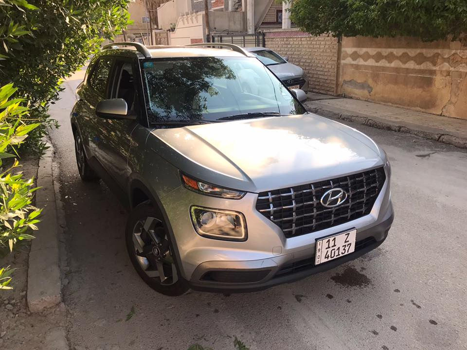 #هونداي_فينو
#موديل_2024
#مرقمة_بغداد
#دخول_جديد
#فوووول_مواصفات

  المواصفات 

1- بصمة 
 2- فتحه سقف (سلايت)
3- داخل لونين 
4- شاشه كبيرة كامرة دوارة 
5- فول  تحكم ستيرن جهتين  
 6- ويل كروم 
7- شاشة كبيرة كاربلي +اندرويد 
8- نظام انذار
9- مانع انزلاق
10- تراكشن منحدرات
11- وضعيات قيادة  
12- رادار تحذير جانبي 
13- رادار خلفي
14- رادار امامي
15- تحديد مسار 
16- مكينة 1600 دبل نوزل 
17- حمالات سقف
18- حساس خلفي
19- دبل بصمة 
 و السيارة جديدة جدا و السيارة اجمل و أحلى بكثير من الصور و الحادث خفيف صور الحادث مرفقة مع الصور 
السعر 153 و بها مجال بسيط الاتصال ***********

📍المكان : بغداد , الدورة
