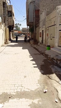 للبيع نص قطعه خلفيه عكاده بجوادر قطاع ٣٨قريبه على الشارع العام غرفتين ...