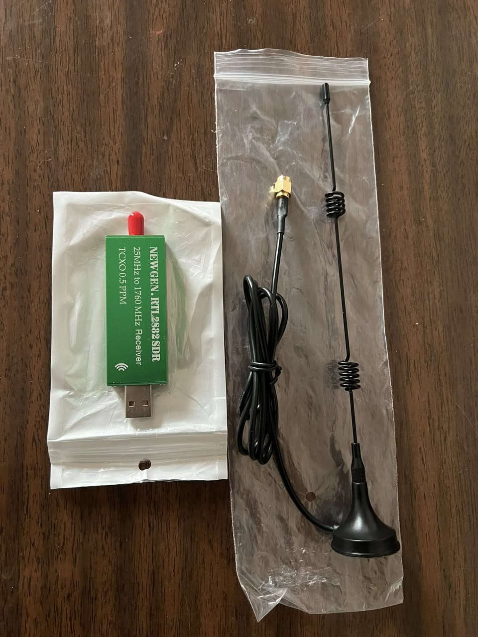 راديو احترافي (  RTL SDR ) .. 📻
يعمل بشريحه ( Realtek RTL2832 ) .. 

نطاق العمل من ( 25mhz الى 1.7ghz ) .. 

السعر والتفاصيل خاص .. 
متوفر توصيل كل العراق ..


**إذا كنت صاحب هذا الإعلان وتريد حذفه لأي سبب، رجاءا أرسل رسالة إلى الدعم الفني**