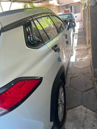 كورلا كروز هايبرد موديل ٢٥ بسمي ماشية ٦٣٠٠ كيلو على وضع الشركة فول بدو...