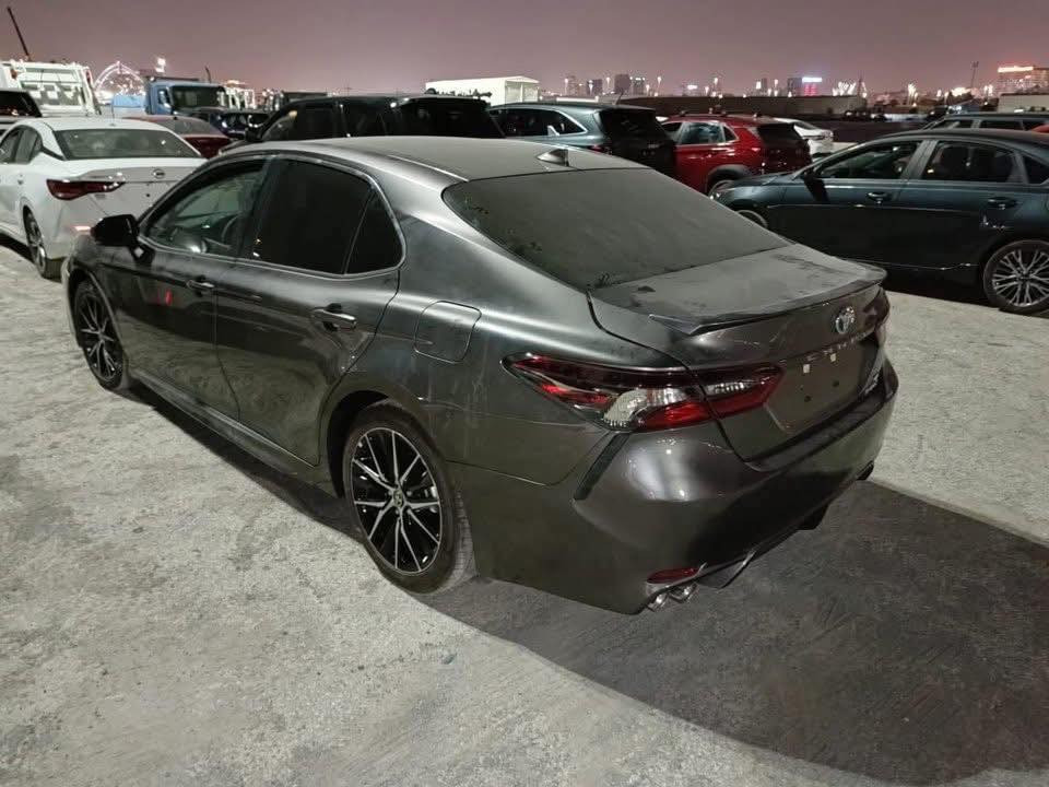 كامري se هايبرد 2024
ماشيه 23 الف ميل

حادثها قطعة وحدة تبديل بنيد 

ايرباك بردات

ورقم جديد ب اسمي تحويل مباشر

فول موصفات السيارة 

شفتات ستيرن 

سايد بريك كهربائي 

تحديد مسار 

رادار جانبي 

اشاير بل مري 

شاشة جبيرة 

سياقة شبه ذاتية 

وبعد موصفات هواي

مكاني نجف ورقم السيارة نجف..

اذا تريد تشتري راسلني على الواتساب ما اجاوب بالتعليقات

وهذا رقمي ***********
