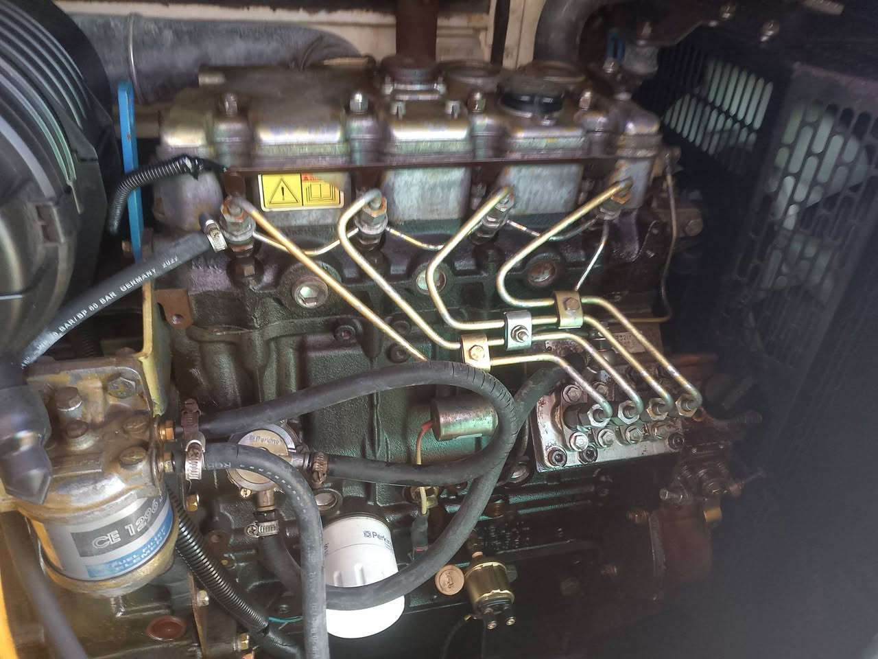 سلام عليكم  للبيع مولدة بيركز انكليزي 20 كيفي كاتم جديدة كلش  المولدة لا تنقيص ولا تبخير المولدة جاهزهة علة اخر حباية تجي تفحص وجيك يلة اتشيلهة السعر 35 وبيهة مجال الستفسار اكثر اتصل علة هاذ الرقم او مراسلة واتساب ***********/عنوان بغداد ابو غريب
