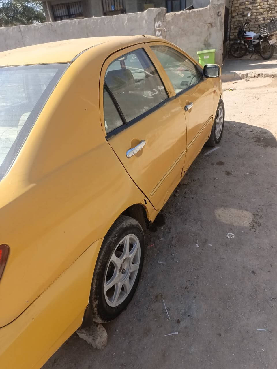 سلام عليكم  سياره للبيع بي وا يدي
سياره جهازه كير ومكينه مكفول  رقم بغداد انكليزي 
مداور ثاني يوم سنويه بسمي سنويه 2027 تسقط السعر 31
مكان سياره بابل  وكلشي موضح بلصوره  هيه وغارمات مصفره مو شراي ليخابر 
للتواصل عله هذا رقم 
***********
