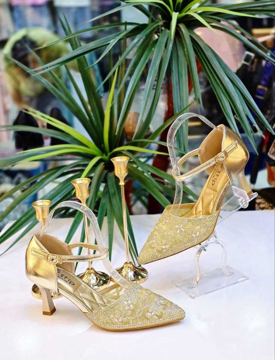 كعب ارتفاع 6 سم
السعر 18
37-38-39-40-41


**إذا كنت صاحب هذا الإعلان وتريد حذفه لأي سبب، رجاءا أرسل رسالة إلى الدعم الفني**